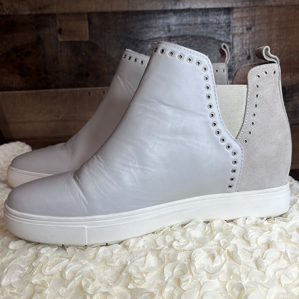 Chelsea & Violet Milo in Gray Leather size 9 - Picture 6 of 10